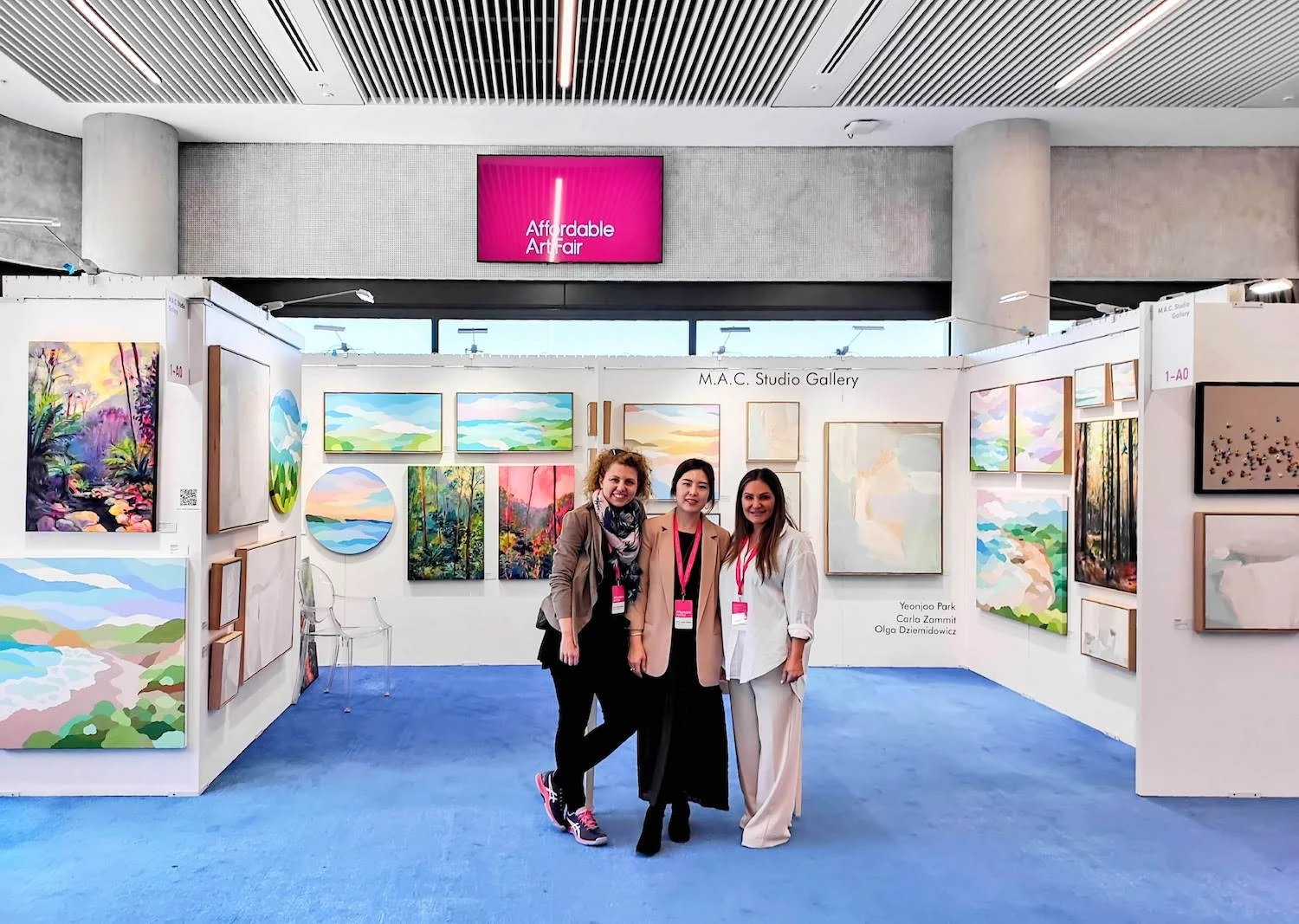 Olga Dziemidowicz at Affordable Art Fair Sydney with MAC_s.jpeg